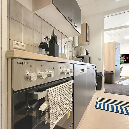 Loft In Fuer 15 Gaeste Mit Billard & Netflix * Stuttgart