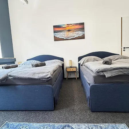 Appartement Loft In Fuer 15 Gaeste Mit Billard & Netflix Stuttgart