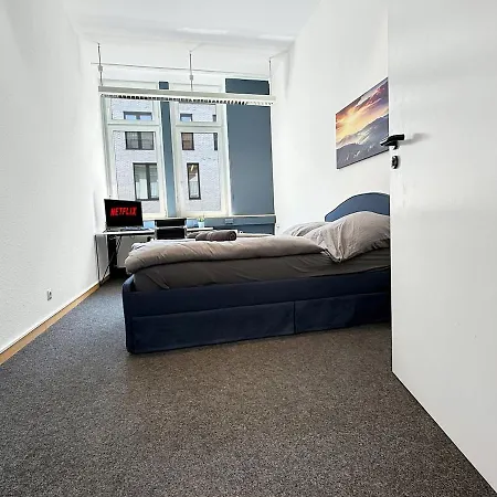 Loft In Fuer 15 Gaeste Mit Billard & Netflix *