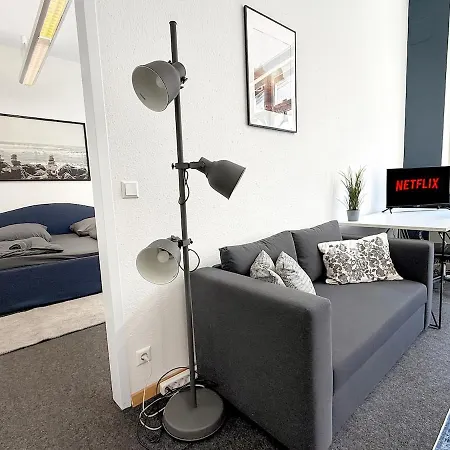Appartamento Loft In Fuer 15 Gaeste Mit Billard & Netflix